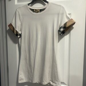Burberry T-Shirt